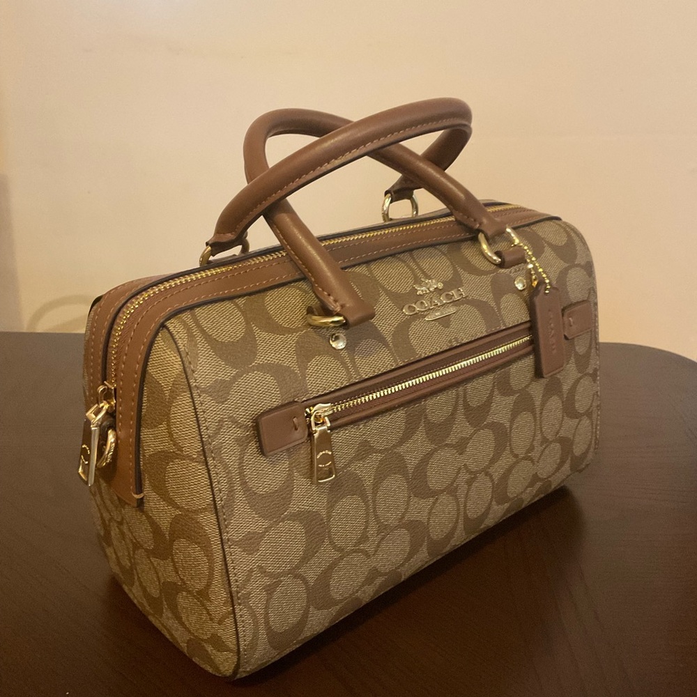 Authentic Coach New York Satchel - Picture 2 of 9